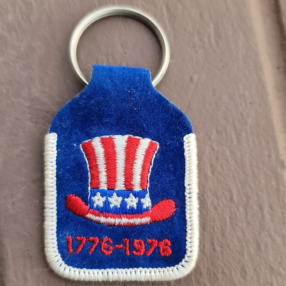 Vtg 1976 Uncle Sam Hat USA 200 Year Anniversary Felt Keychain